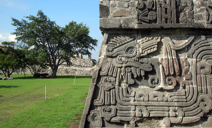 Zona Arqueológica Caracol – Punta Sur