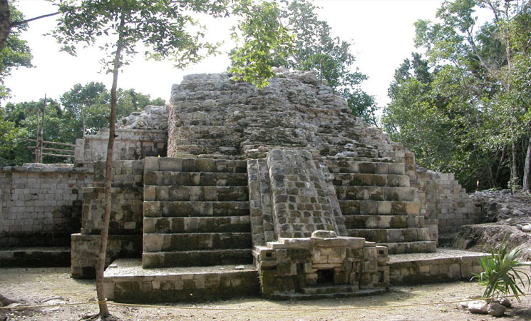Zona Arqueológica Santa Rosa Xtampak
