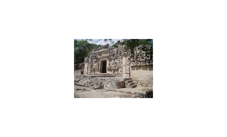 Zona Arqueológica Xcalumkín